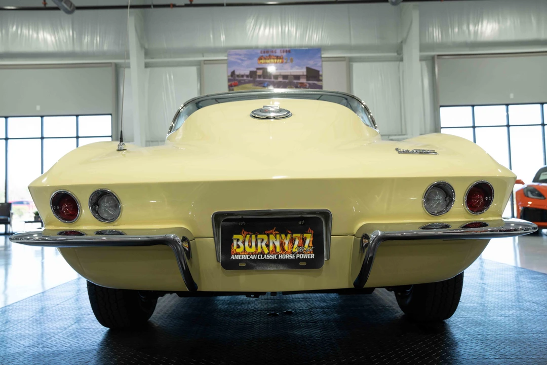 1966 Chevrolet Corvette C2 - Image 24 of 31
