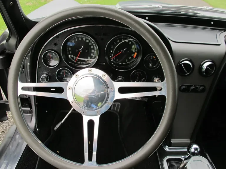 1966 Chevrolet Corvette C2 - Image 11 of 22