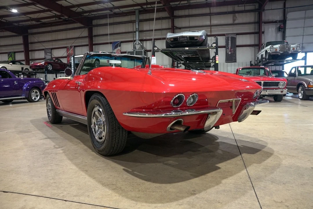 1966 Chevrolet Corvette C2 - Image 6 of 12