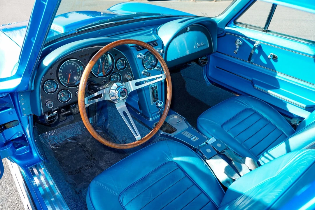 1966 Chevrolet Corvette C2 - Image 10 of 31