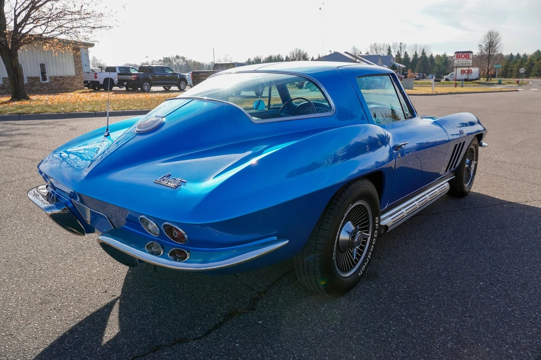 1966 Chevrolet Corvette C2 - Image 3 of 31