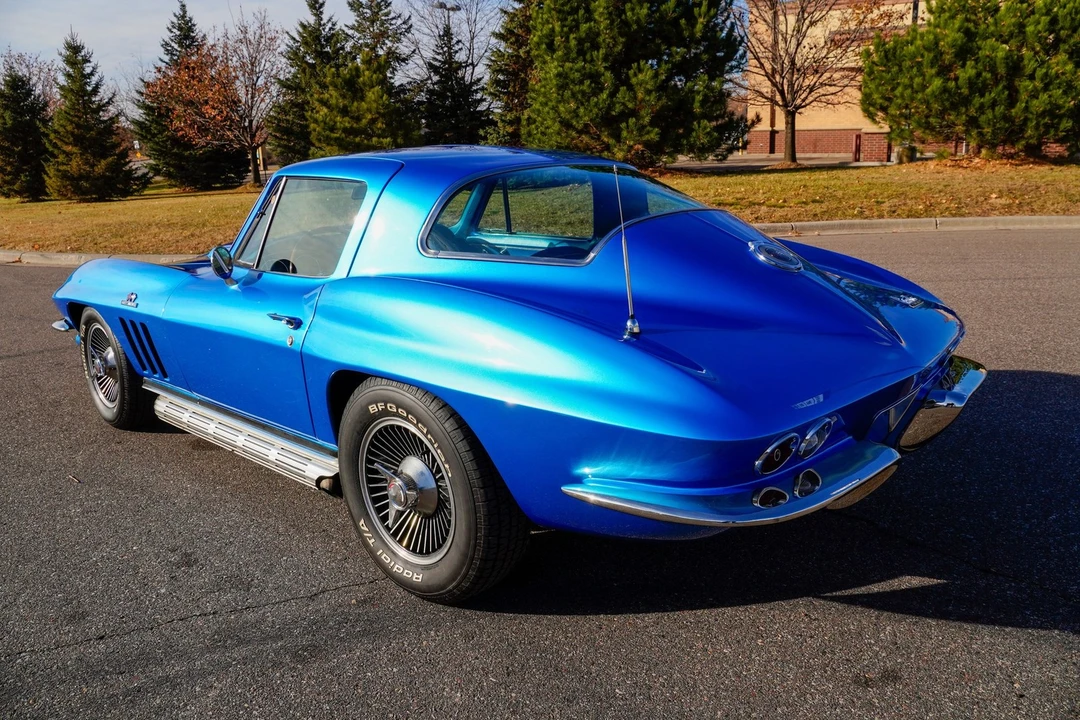 1966 Chevrolet Corvette C2 - Image 6 of 31