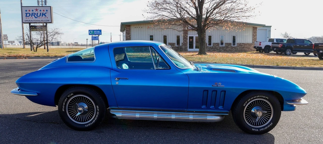 1966 Chevrolet Corvette C2 - Image 2 of 31