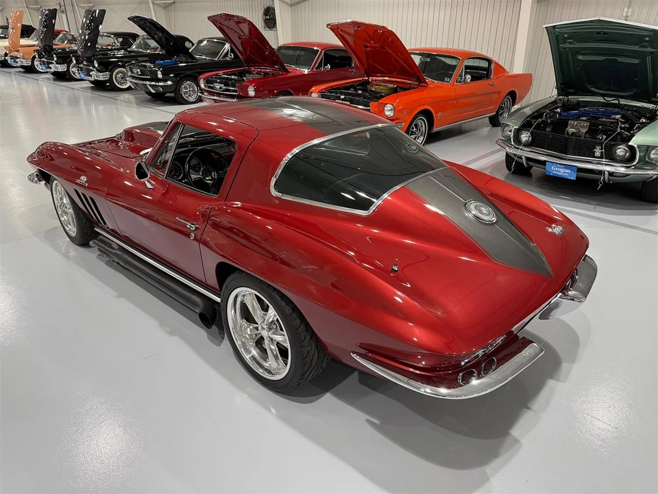 1966 Chevrolet Corvette C2 - Image 4 of 31