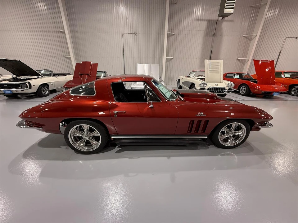1966 Chevrolet Corvette C2 - Image 9 of 31
