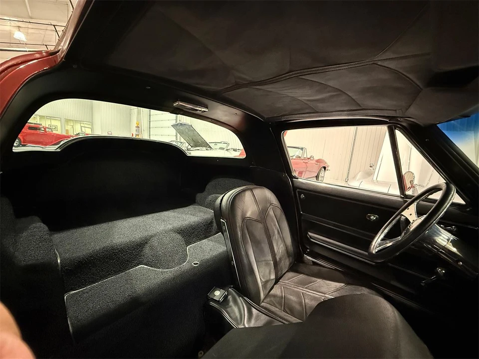 1966 Chevrolet Corvette C2 - Image 26 of 31