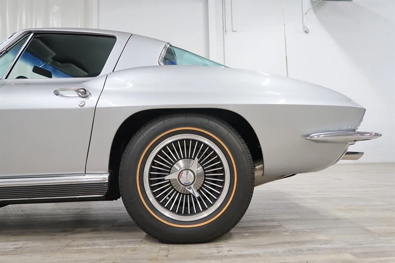1966 Chevrolet Corvette C2 - Image 17 of 21
