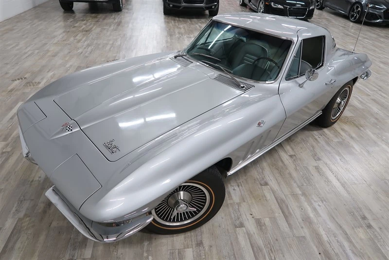 1966 Chevrolet Corvette C2 - Image 4 of 21