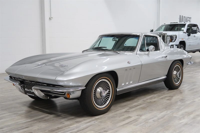 1966 Chevrolet Corvette C2 - Image 7 of 21