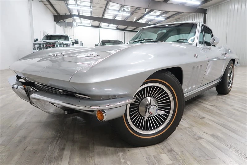 1966 Chevrolet Corvette C2 - Image 2 of 21