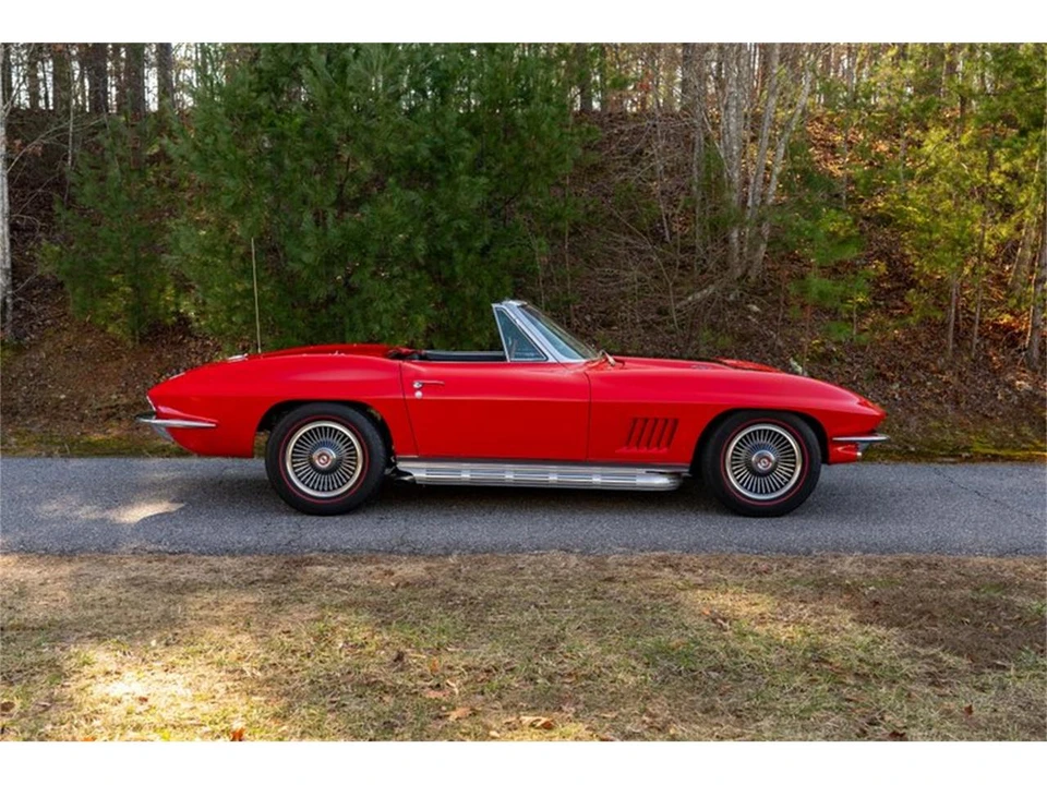 1966 Chevrolet Corvette C2 - Image 3 of 31
