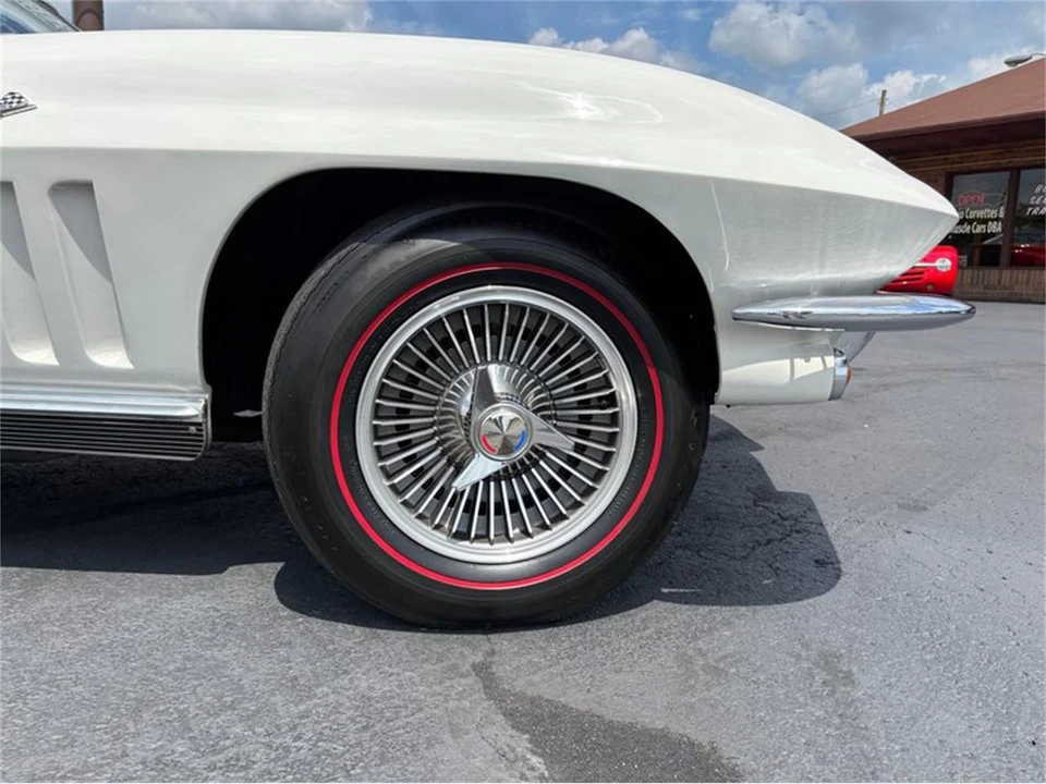 1966 Chevrolet Corvette C2 - Image 3 of 17