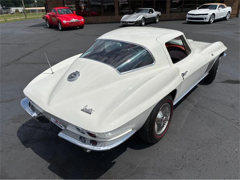 1966 Chevrolet Corvette C2 - Image 4 of 17