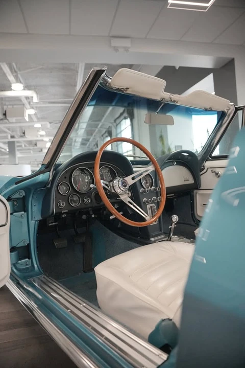 1966 Chevrolet Corvette C2 427 - Image 15 of 20