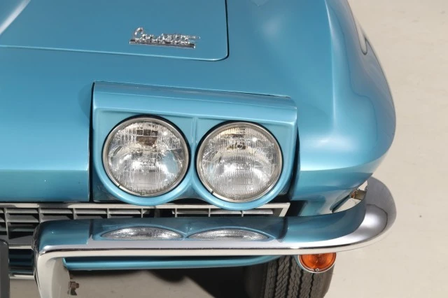 1966 Chevrolet Corvette C2 - Image 10 of 21
