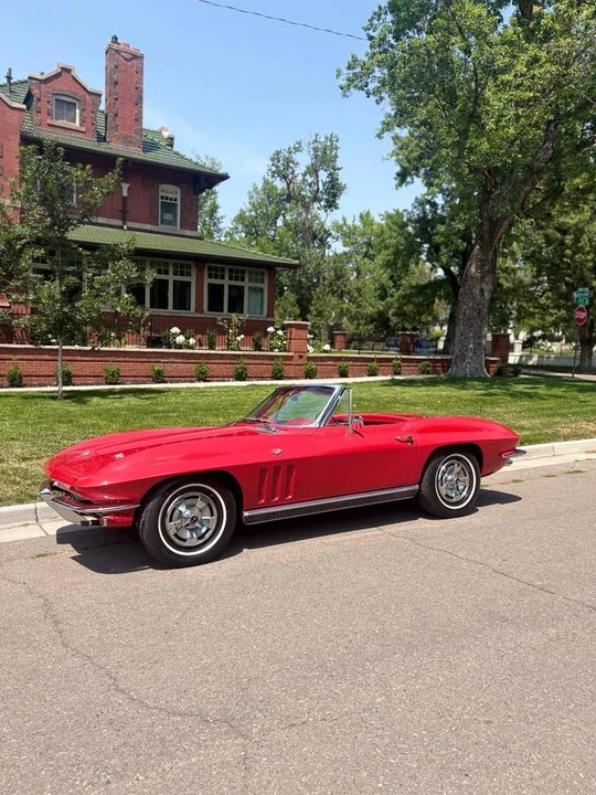 1966 Chevrolet Corvette C2 - Image 11 of 20