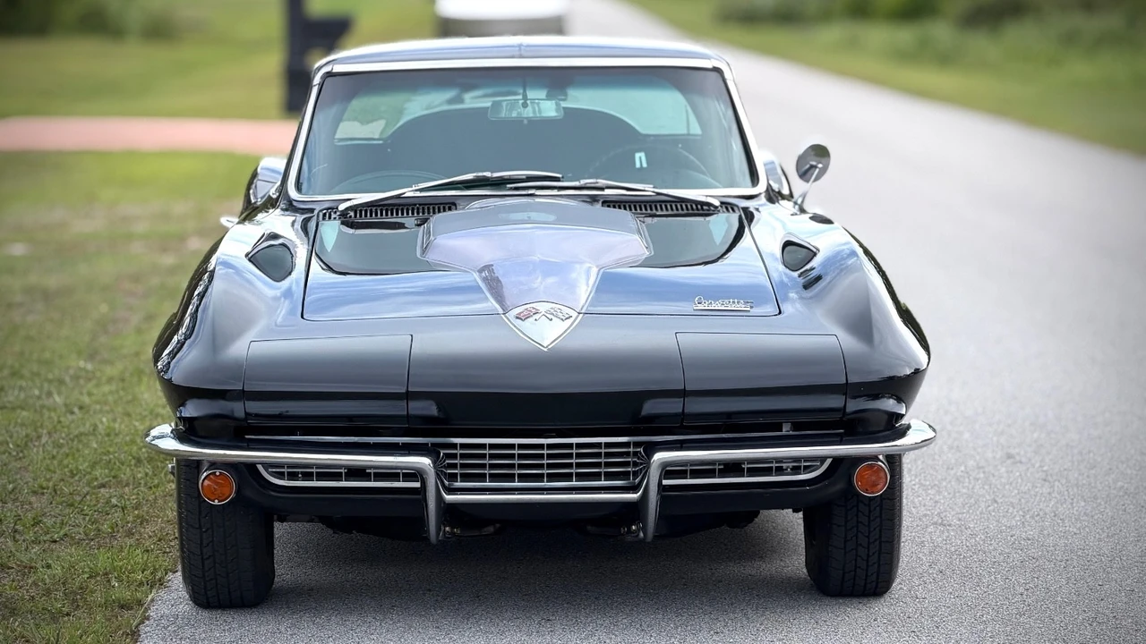 1966 Chevrolet Corvette C2 - Image 6 of 31