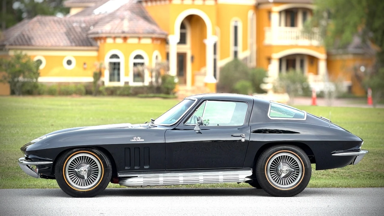 1966 Chevrolet Corvette C2 - Image 9 of 31