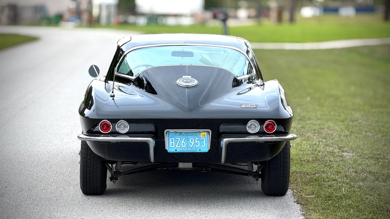 1966 Chevrolet Corvette C2 - Image 4 of 31