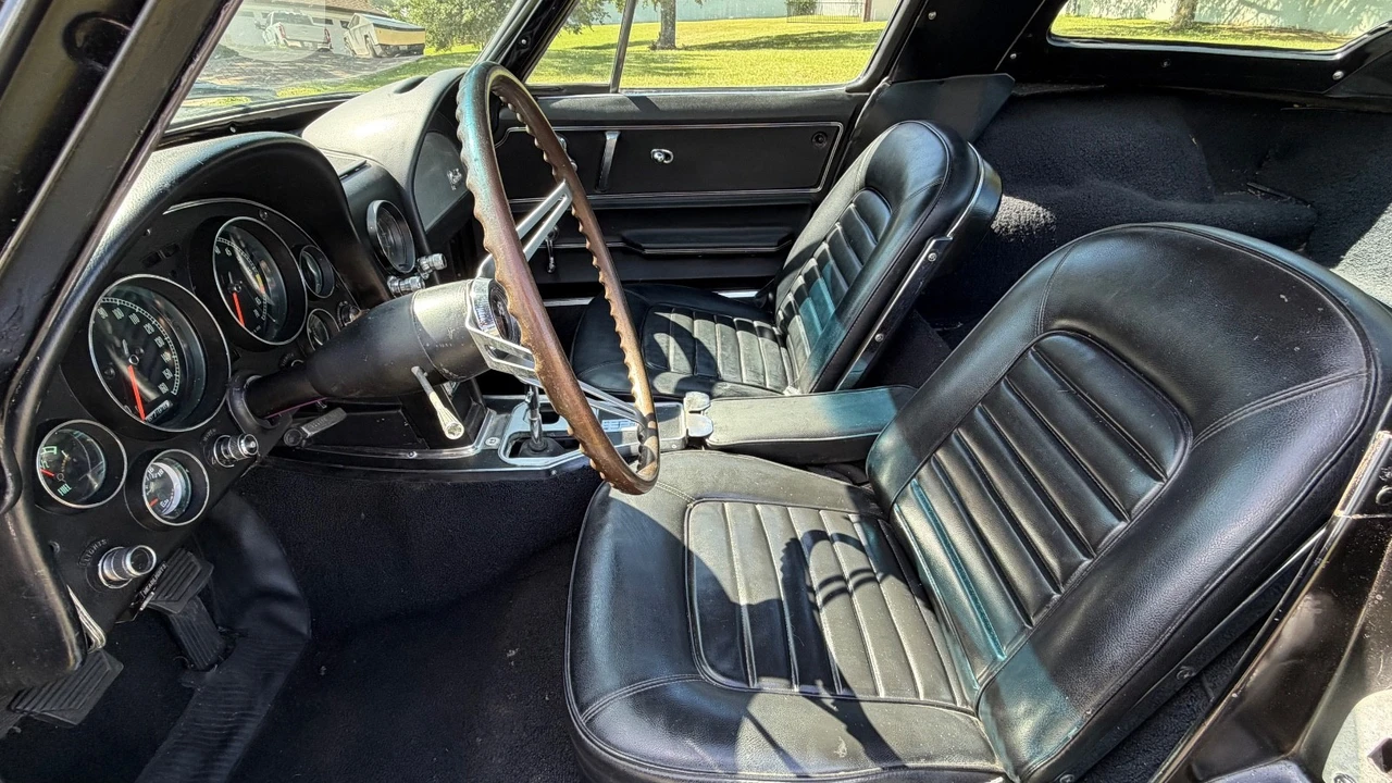 1966 Chevrolet Corvette C2 - Image 14 of 31