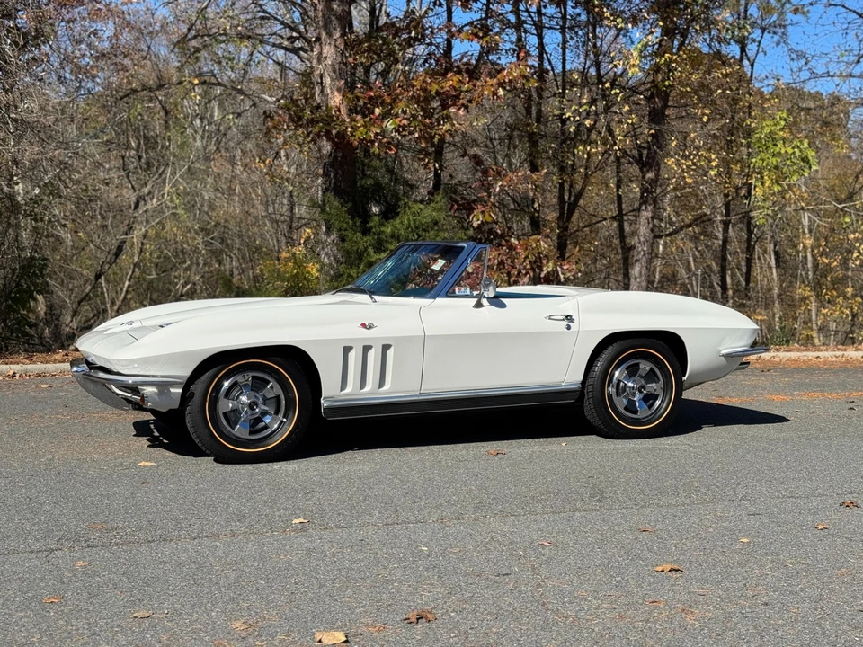 1966 Chevrolet Corvette C2 - Image 5 of 12