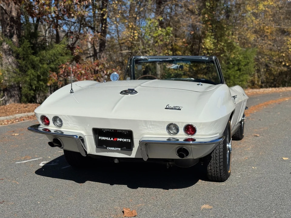 1966 Chevrolet Corvette C2 - Image 11 of 12