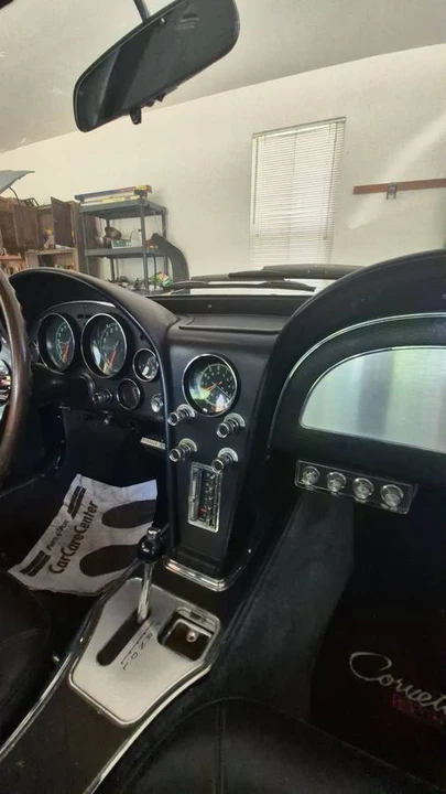 1966 Chevrolet Corvette C2 - Image 15 of 19