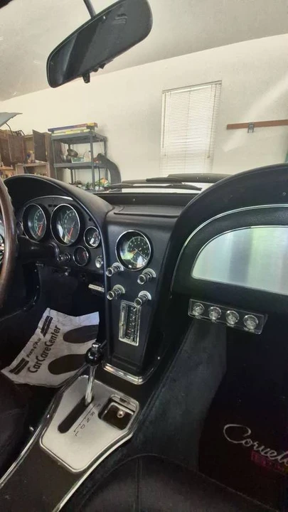 1966 Chevrolet Corvette C2 - Image 18 of 19