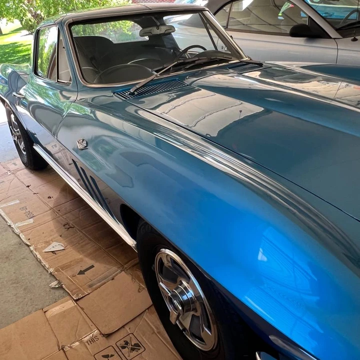 1966 Chevrolet Corvette C2 - Image 11 of 19