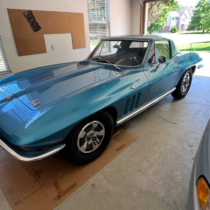 1966 Chevrolet Corvette C2 - Image 19 of 19