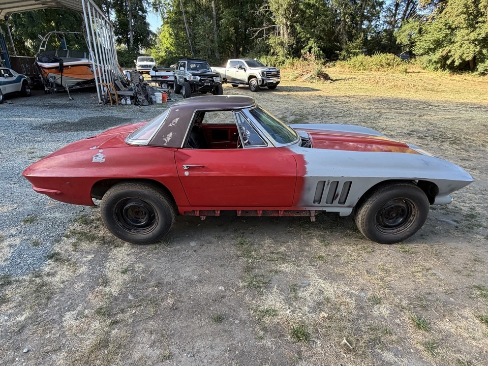 1966 Chevrolet Corvette C2 - Image 3 of 31
