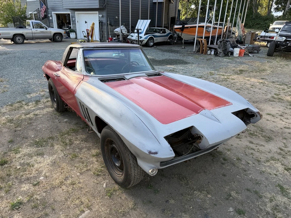 1966 Chevrolet Corvette C2 - Image 2 of 31