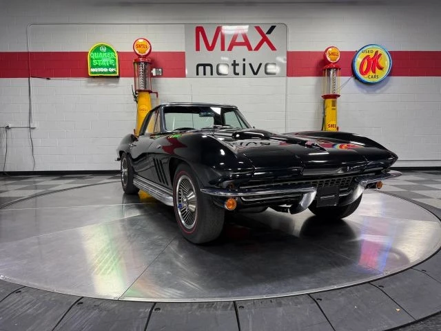 1966 Chevrolet Corvette C2 - Image 17 of 31
