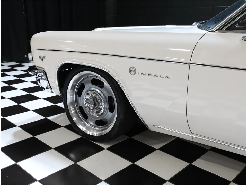 1966 Chevrolet Impala 4th Gen - Image 29 of 31