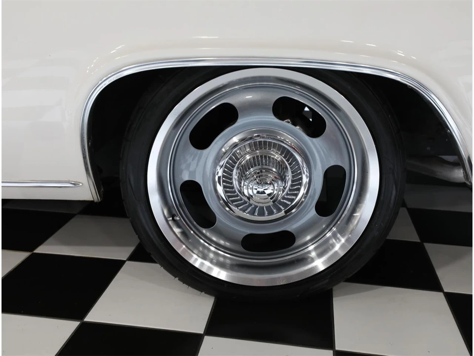 1966 Chevrolet Impala 4th Gen - Image 30 of 31