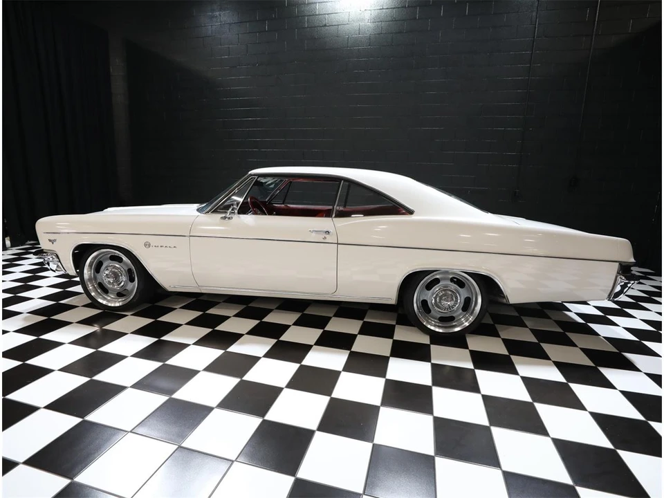 1966 Chevrolet Impala 4th Gen - Image 28 of 31