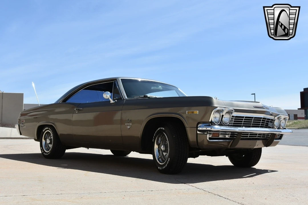 1966 Chevrolet Impala 3rd Gen - Image 10 of 12