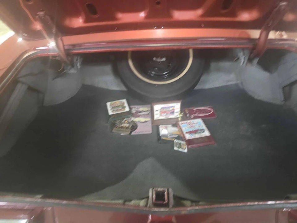 1966 Chevrolet Impala 4th Gen - Image 28 of 31
