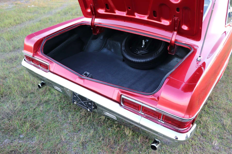 1966 Chevrolet Impala 4th Gen - Image 11 of 12