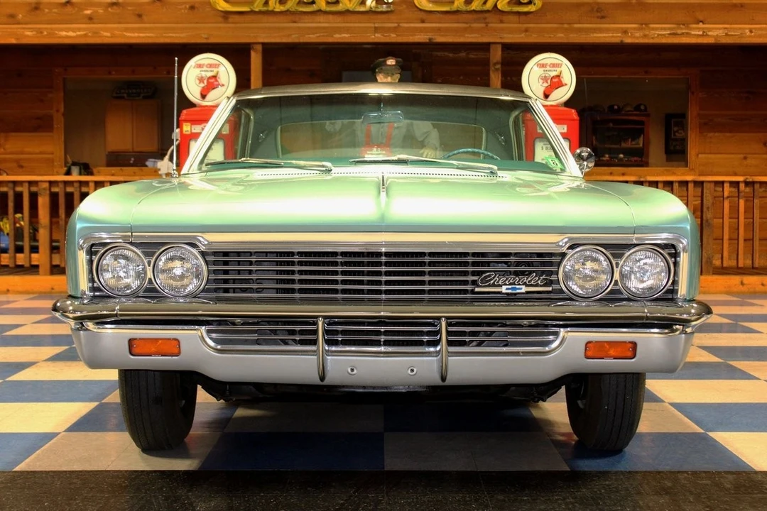 1966 Chevrolet Impala 4th Gen - Image 14 of 31