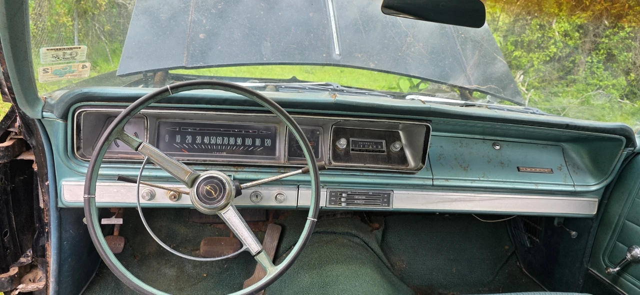1966 Chevrolet Impala 4th Gen - Image 12 of 13