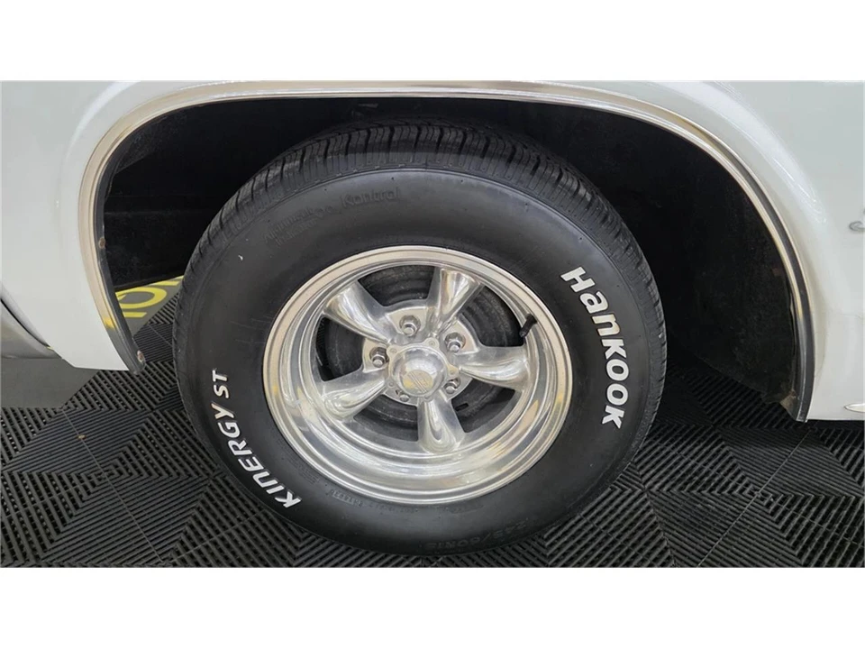 1966 Chevrolet Impala 4th Gen - Image 20 of 31