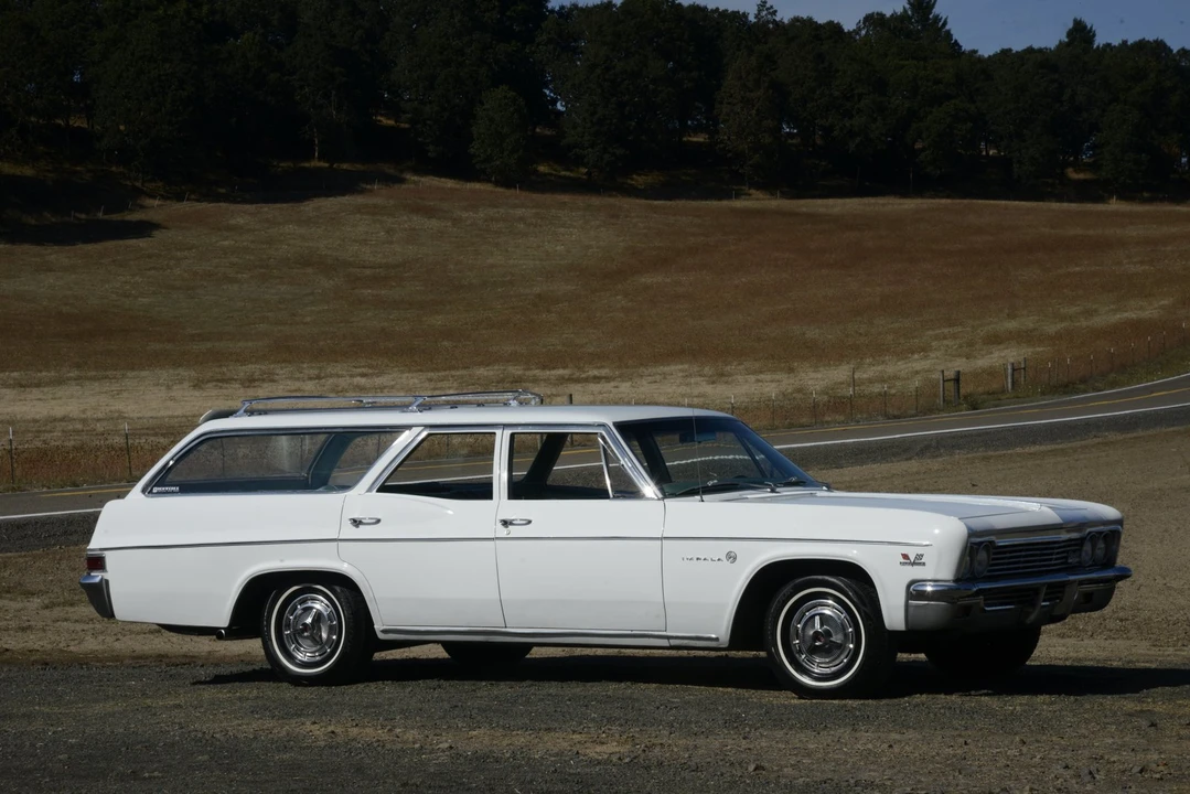 1966 Chevrolet Impala 4th Gen - Image 10 of 31
