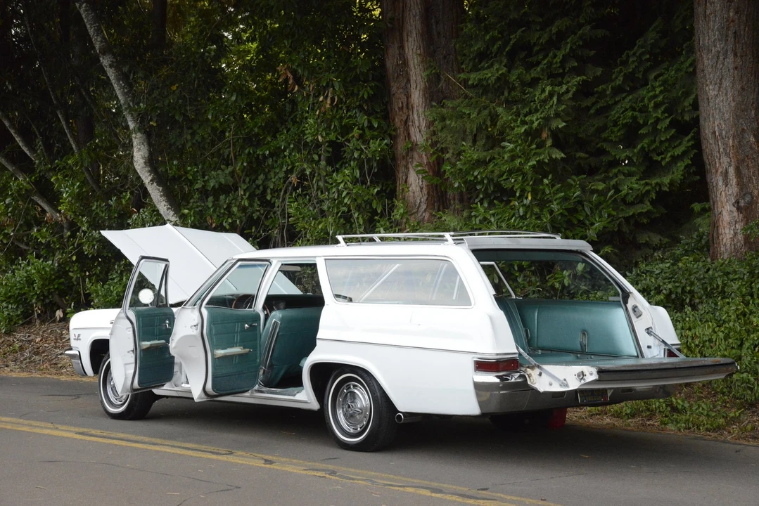 1966 Chevrolet Impala 4th Gen - Image 16 of 31