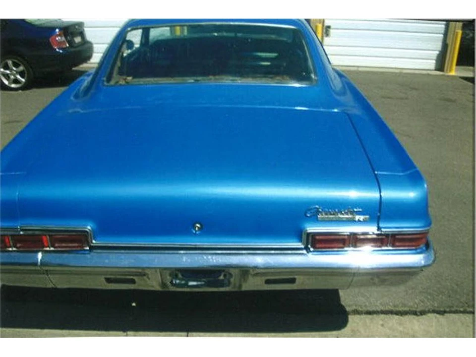 1966 Chevrolet Impala 4th Gen - Image 9 of 10