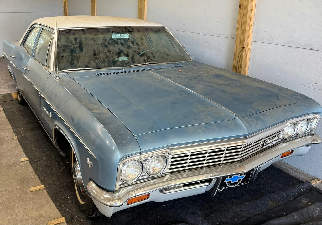 1966 Chevrolet Impala 4th Gen - Image 2 of 10
