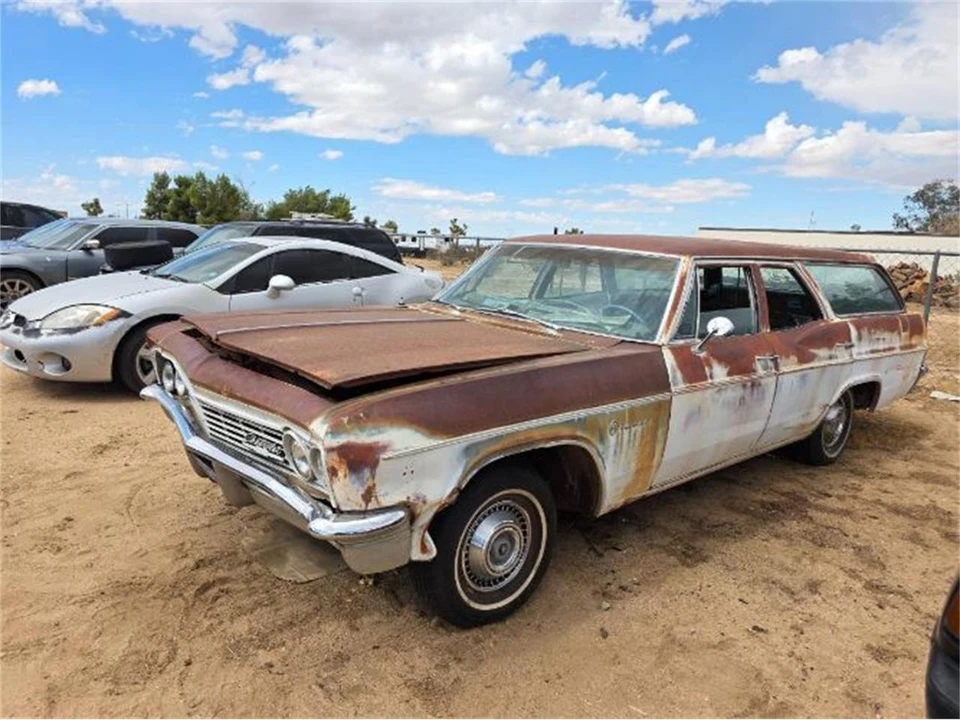1966 Chevrolet Impala 4th Gen - Image 4 of 5
