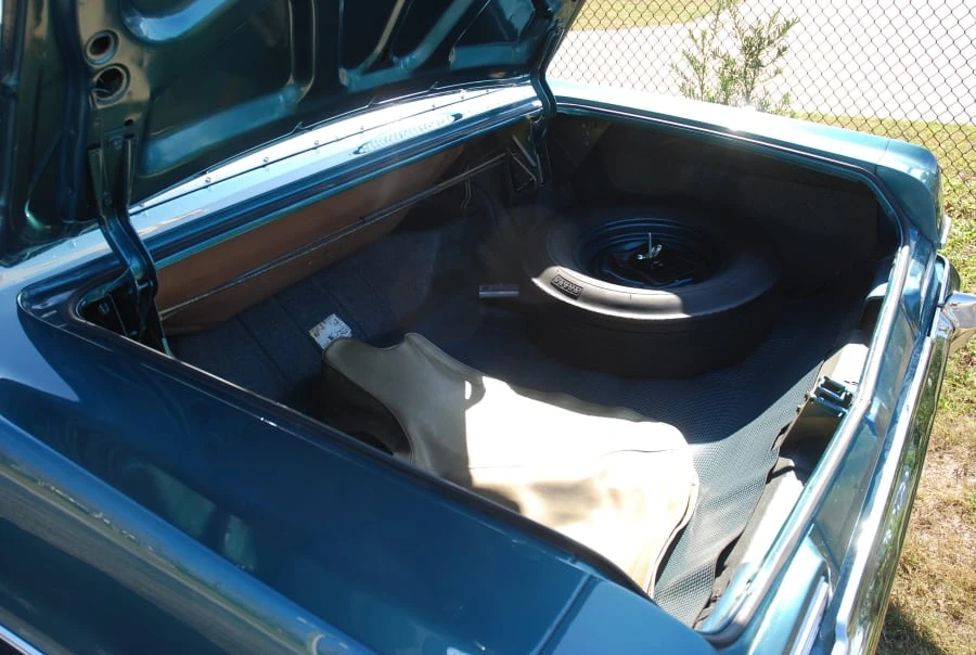 1966 Chevrolet Impala 4th Gen - Image 10 of 12