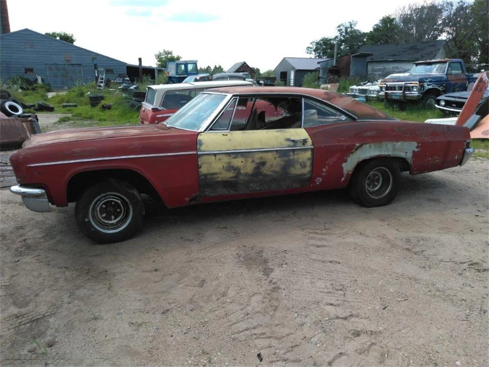 1966 Chevrolet Impala SS 4th Gen - Image 3 of 13