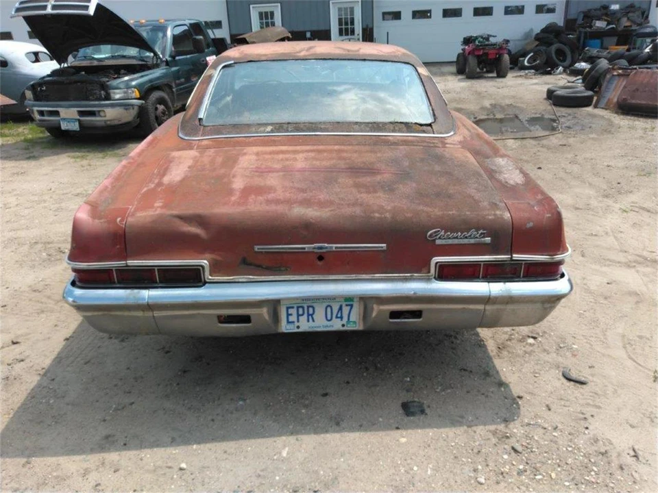 1966 Chevrolet Impala SS 4th Gen - Image 4 of 13